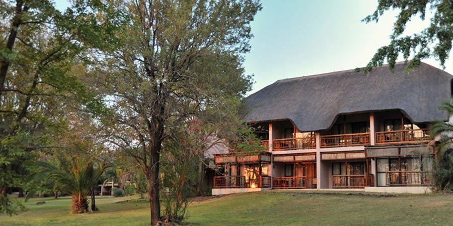 Cresta Mowana Safari & Resort