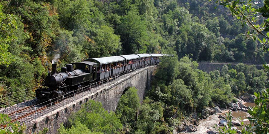 Train Du Gorges